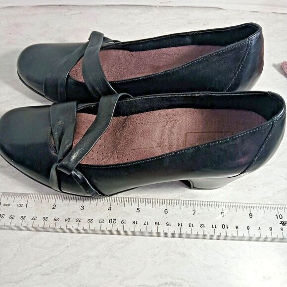 Clark Everyday Active Air Black Leather Double Strap Mary Jane Pump Heels SZ 7M. - Picture 10 of 10